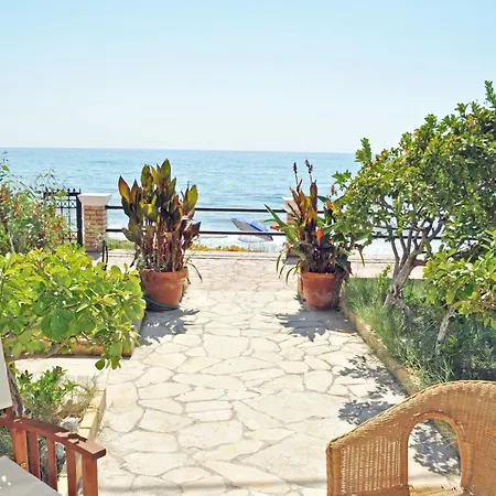 Corfu Beachfront Yannis On Agios Gordios Agios Gordios (Corfu)